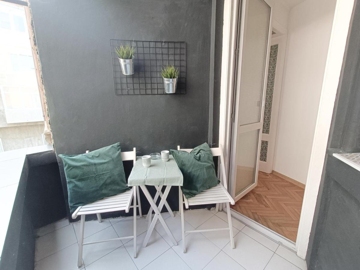 Apartment Balabanov Варна Экстерьер фото